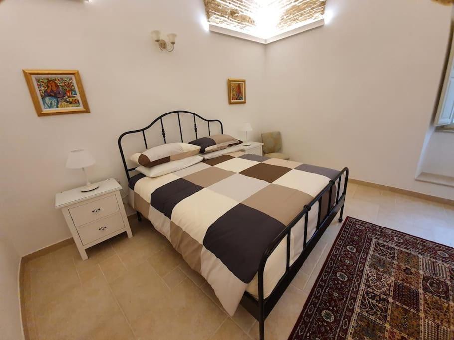 Casa Santa Maria - Beautifully Restored House In Centro Storico Irsina Basilicata Puglia Exterior photo